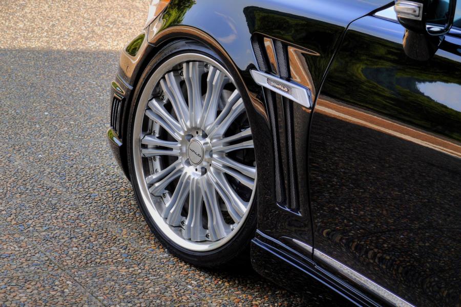  Lexus LS600h Executive Line by Wald 2010 года  (фото 69 из 81)